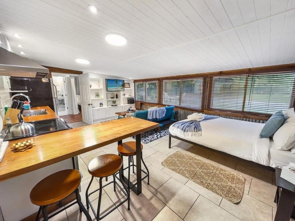 Island Hideout House in James Island