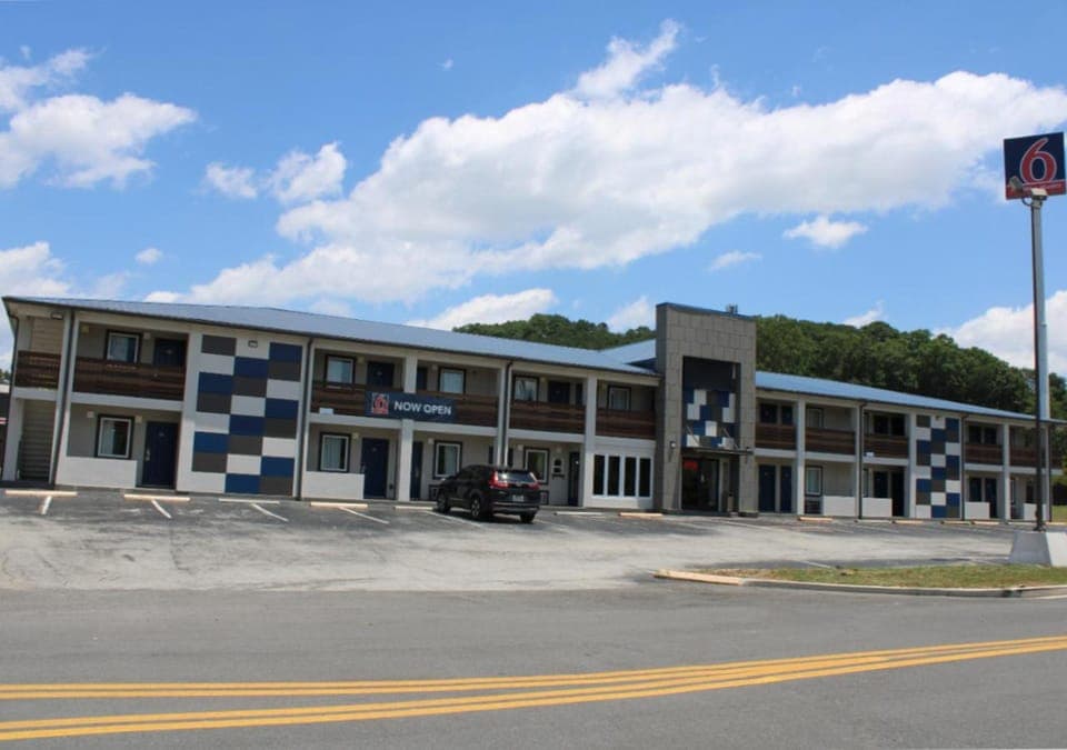 Property building, Location, Parking