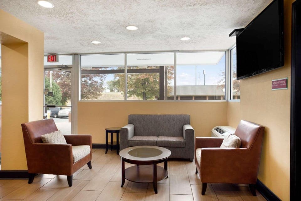 Lobby or reception, On site