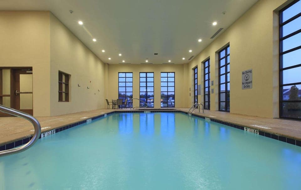 On site, Pool view, Swimming pool, Swimming pool