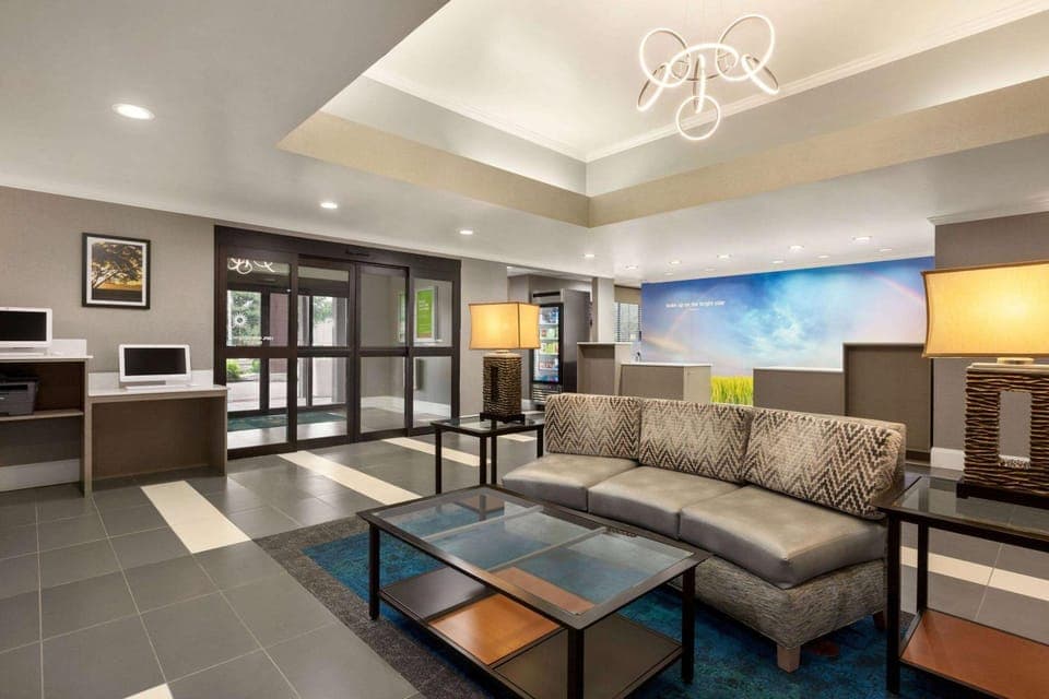 Lobby or reception, On site
