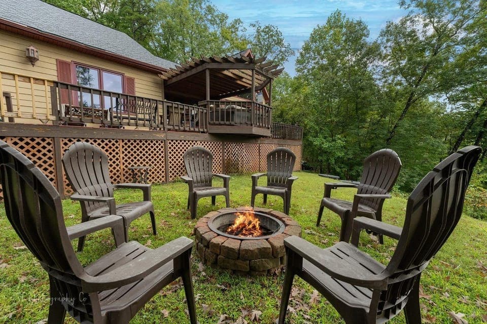 Patio, fireplace