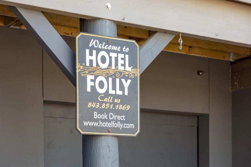 Hotel Folly with Marsh and Sunset Views Hotel in Folly Beach