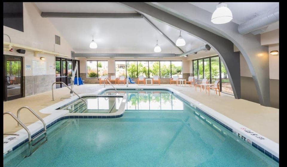 Pool view, Swimming pool