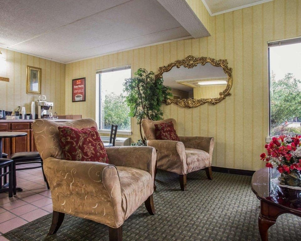 Lobby or reception, On site
