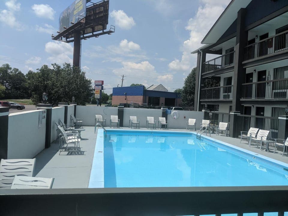 Pool view, Swimming pool