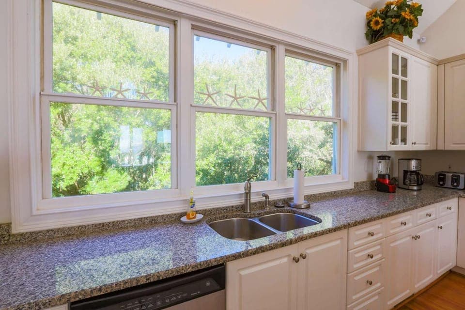 Sea Breeze Villa House in Folly Beach