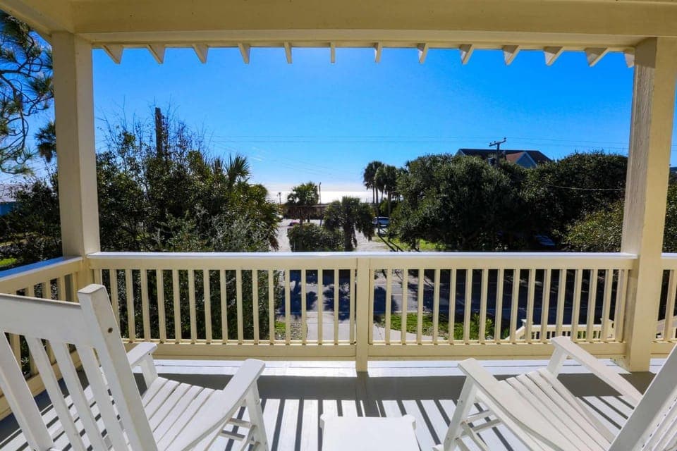 Sea Breeze Villa House in Folly Beach