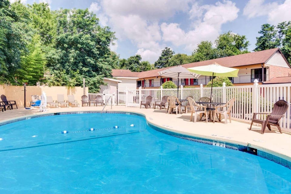 On site, Pool view, Swimming pool