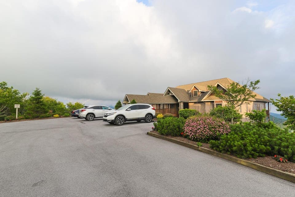 Reserve 36-D Apartment in Sugar Mountain