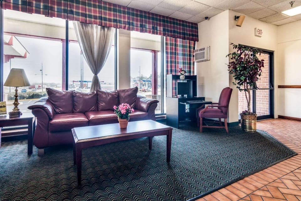 Lobby or reception, On site