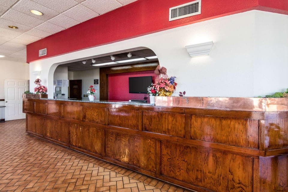 Lobby or reception, On site