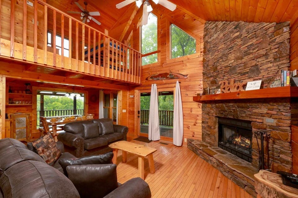 Endless Love Chalet in Pigeon Forge