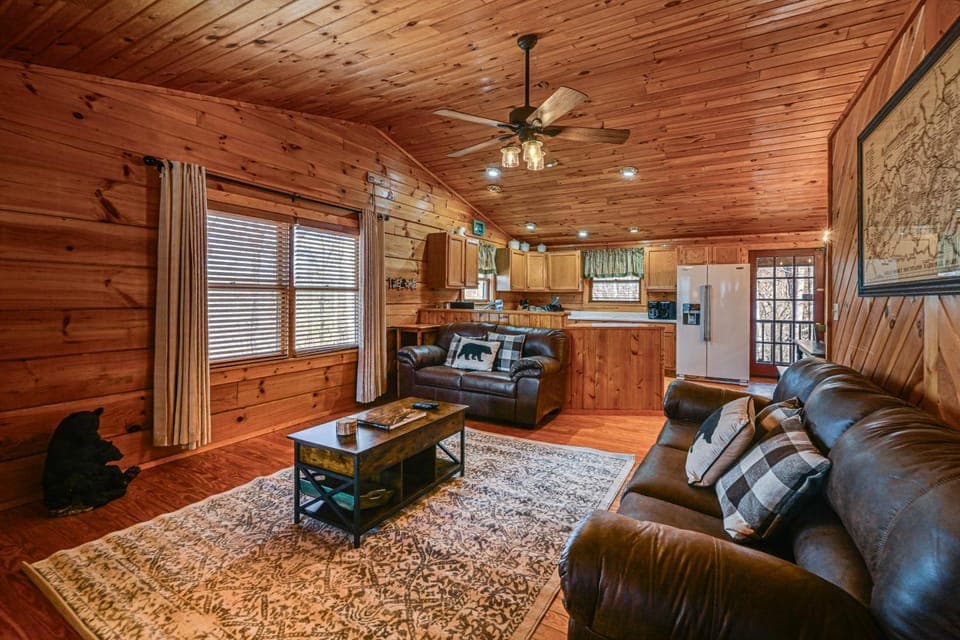 Bryson City Cabin w/ Hot Tub, Views & Pool Table! Cabin in Swain County