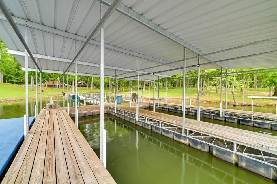 Cozy Dover Home w/ Boat Dock, Fire Pit & Deck! House in Tennessee