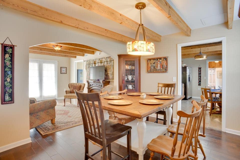'Cumberland Cottage' - 2 Blocks to Downtown Dover! House in Lake Barkley