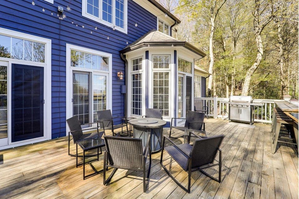 Boone Home w/ Fire Pit - Near App Ski & Sugar Mtn! House in Brushy Fork