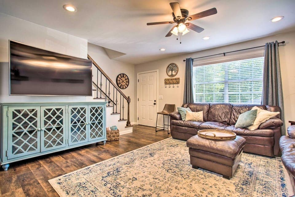 Modern Home w/ Yard + Deck, 1 Mi to Clemson U! House in Clemson