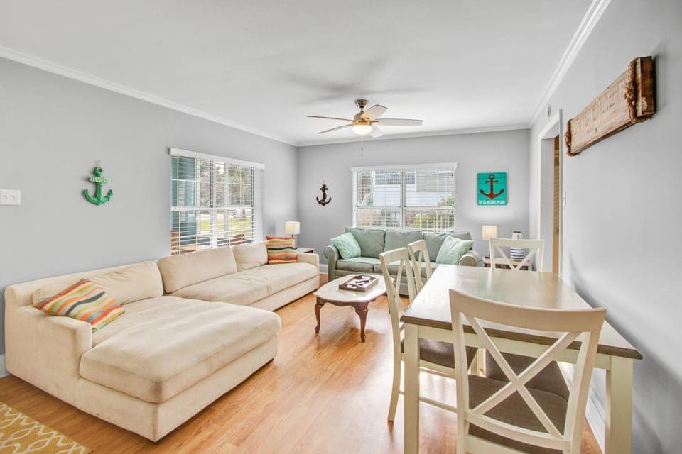 Palm Boulevard 2403 - Downstairs House in Isle of Palms