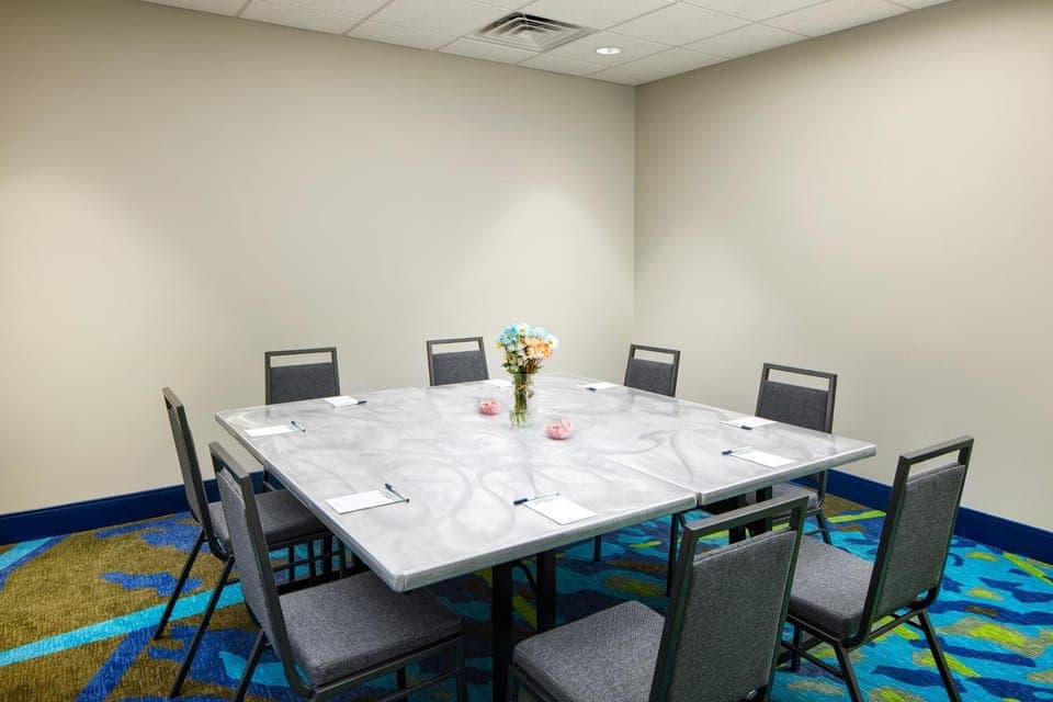 Meeting/conference room