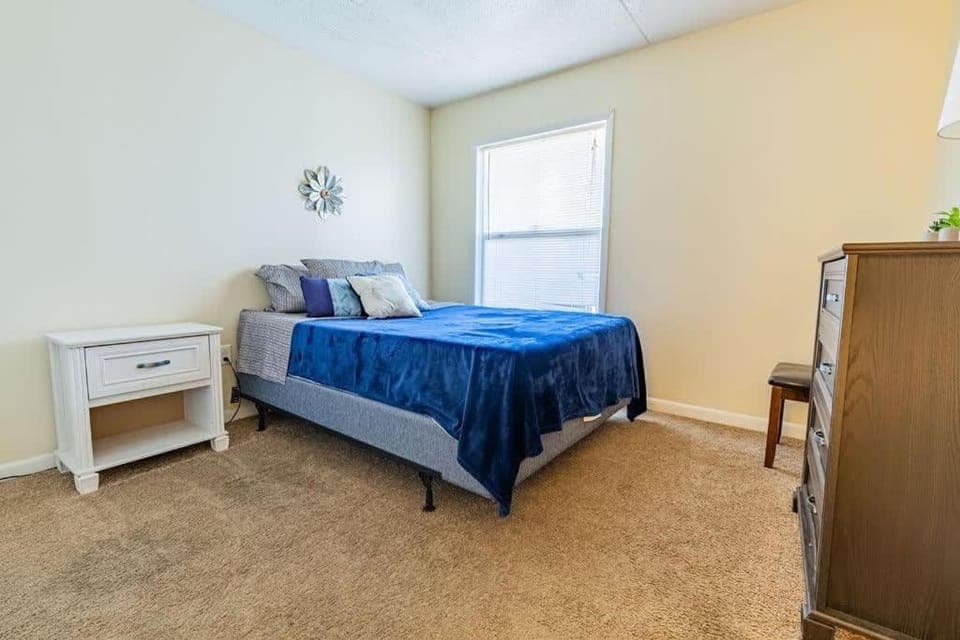 2-bed, 2-bath apartment living experience Apartment in East Ridge