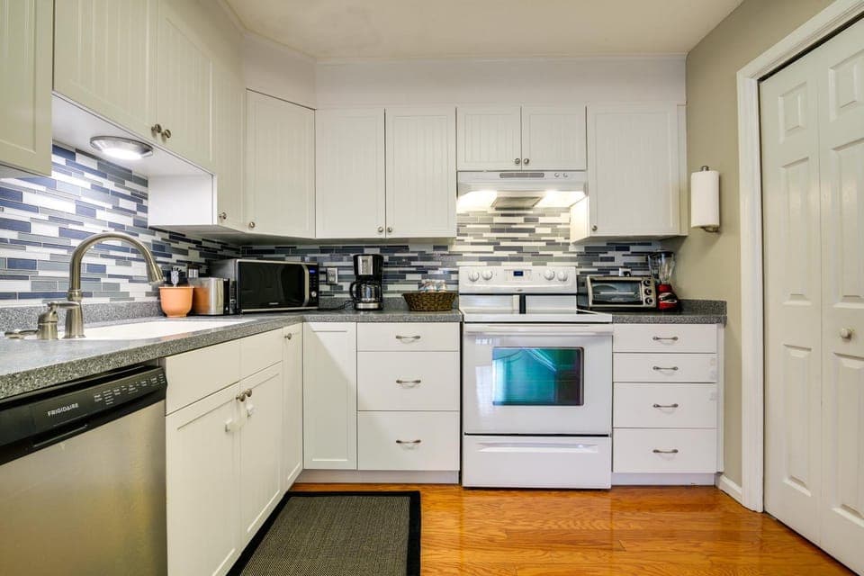 Pinehurst Condo ~ 2 Miles to Downtown & Resort! House in Pinehurst