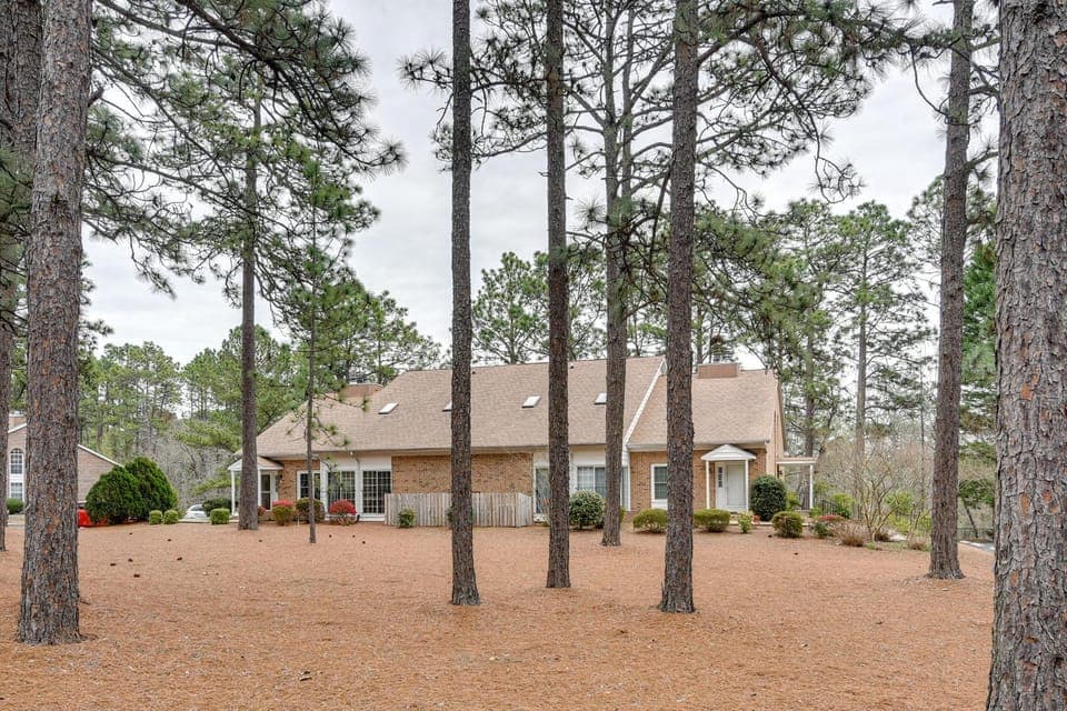 Pinehurst Condo ~ 2 Miles to Downtown & Resort! House in Pinehurst