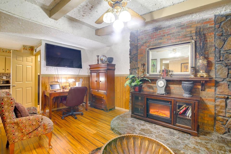 Cozy Corner in Memphis - 4 Miles to Graceland! House in Memphis