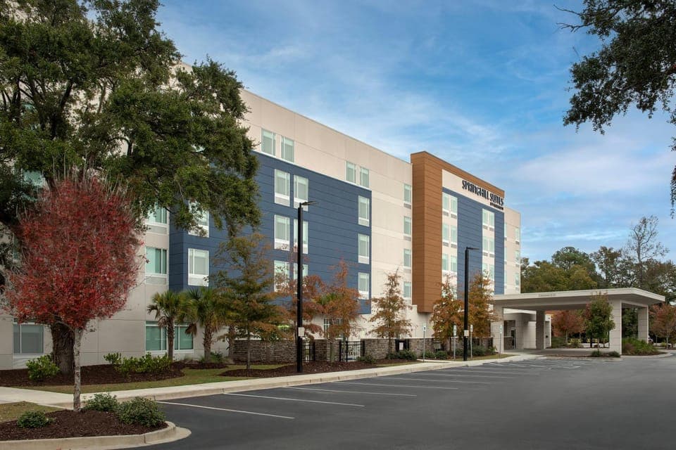Property building, Day