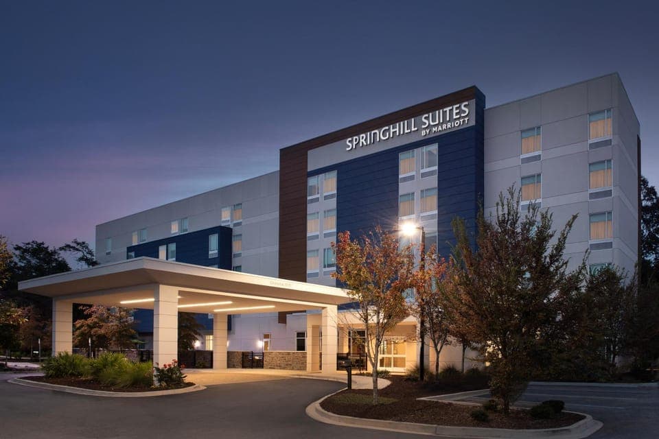 Property building, Night