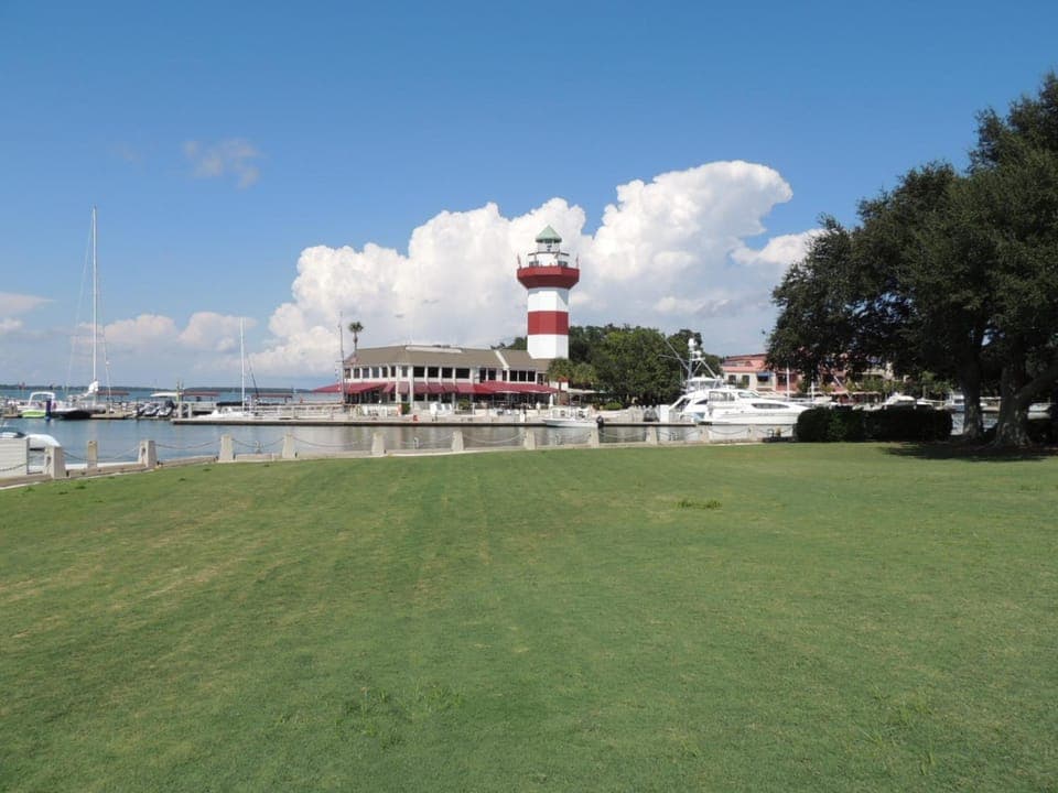 2365 Racquet Club 2 BR 2 BA condo Sea Pines Resort Near Harbourtown Free Tennis and Pool House in Hilton Head Island
