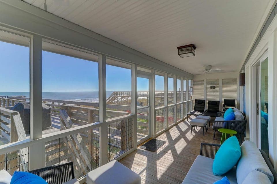 1619 E Ashley - Namastay - Oceanfront - 4 Bedrooms House in James Island