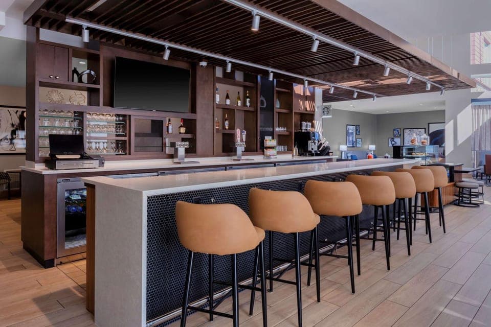 Lounge or bar, On site