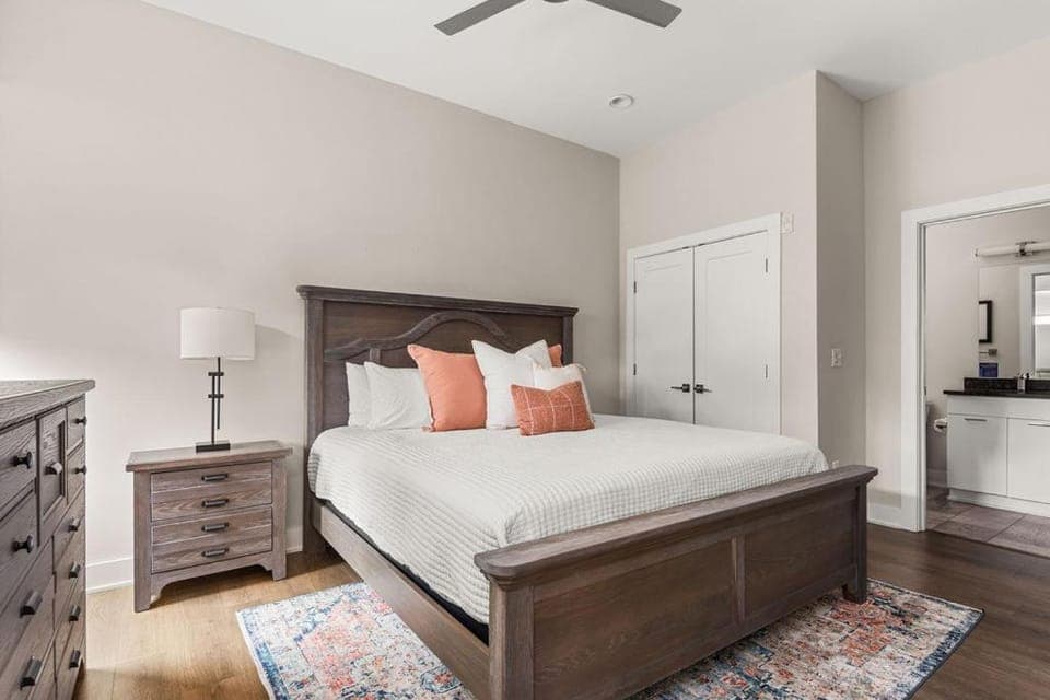 Bed, Bathroom, Bedroom
