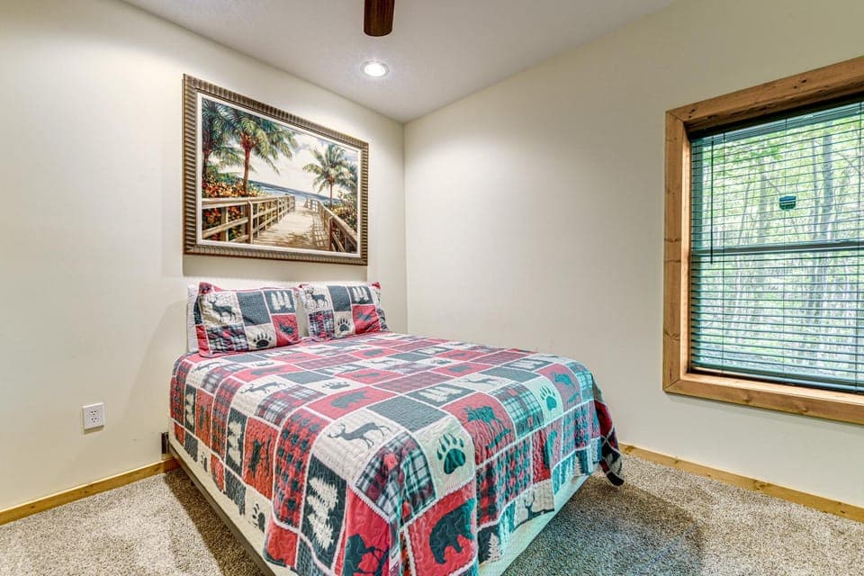 Sweeping Smoky Mountain Views: ‘Bella Vista' Cabin Cabin in Qualla