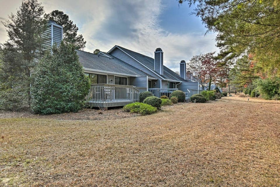 Pinehurst Gem on Golf Course & Putting Green! House in Pinehurst