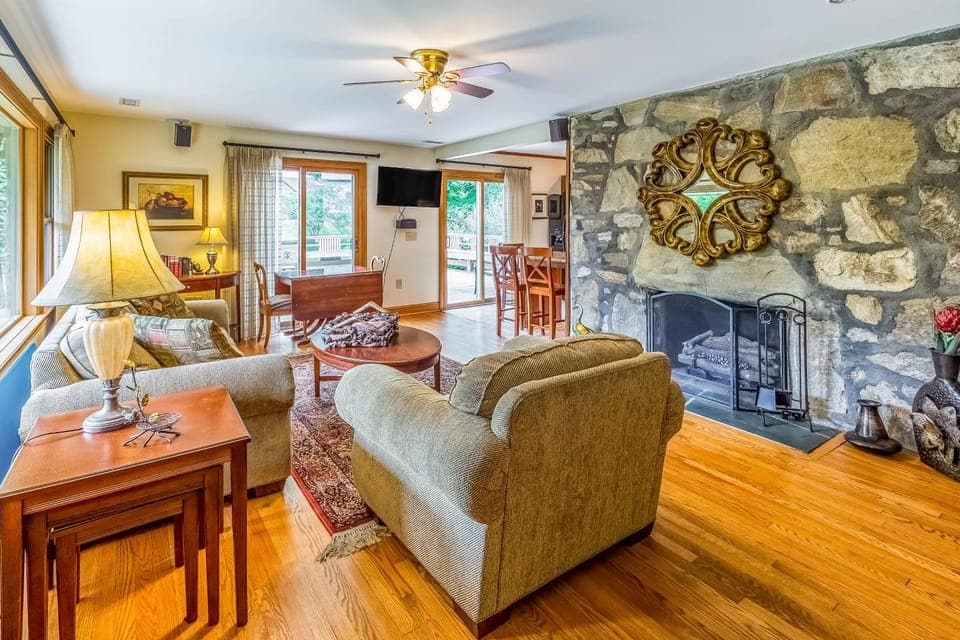 The Rock House at Big Bear Estates House in Tennessee