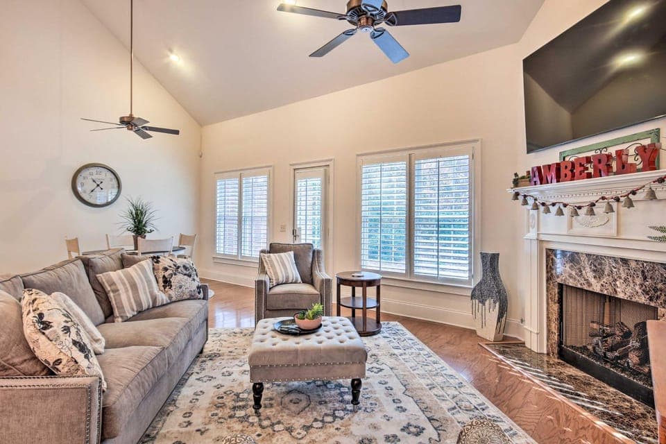 Upscale Home w/ Poker Room < 1 Mi to Golf! House in Aiken