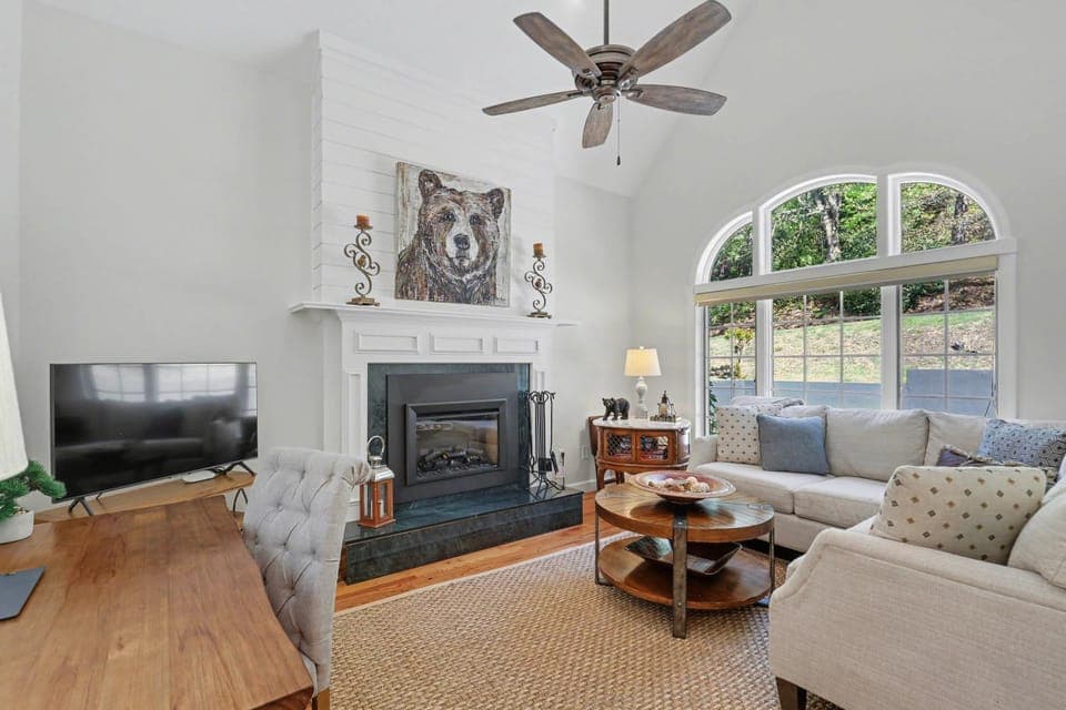 Chic Sky Valley Resort Home on Golf Course! House in Sky Valley