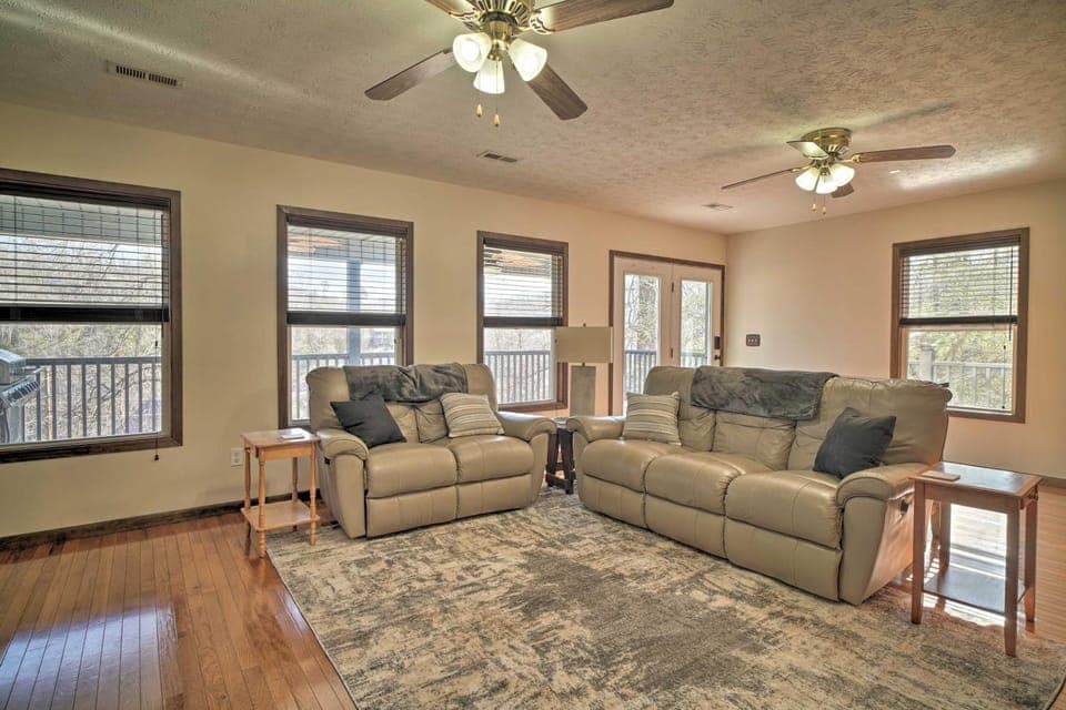 Caryville Home w/ Dock, Steps to Norris Lake! House in Caryville