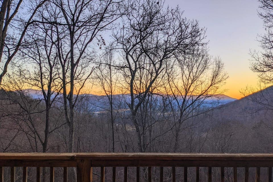 Mountain Majesty House in Buncombe County