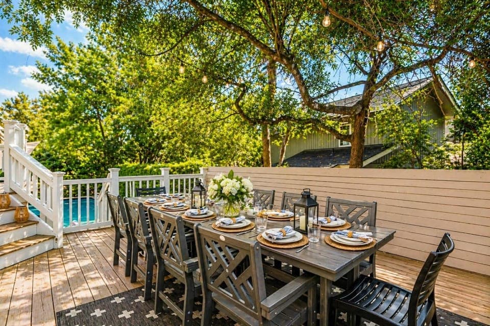 Steps from the Sand 2nd Row Pool & Hot tub House in North Forest Beach