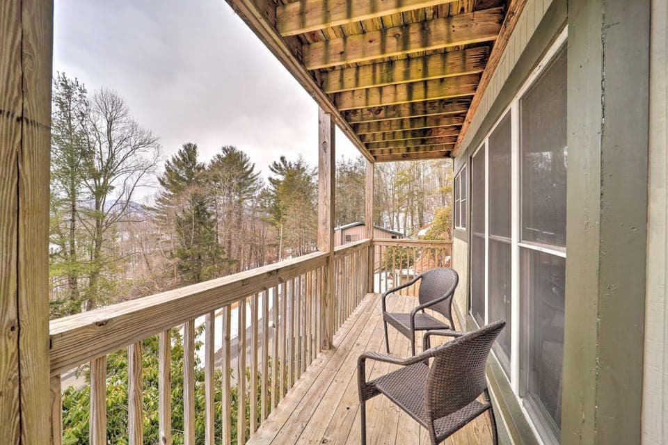 4 Mi to Sugar Mtn Resort! Family-Friendly Retreat House in Banner Elk