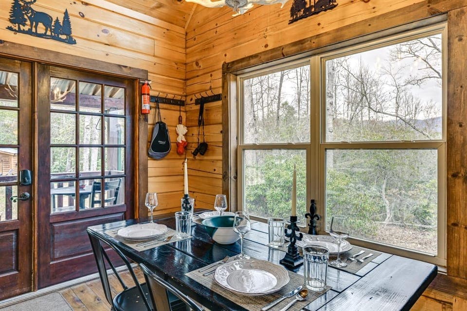 Mtn Views, Yard, & Fire Pit: Multi-Level Cabin Cabin in Tennessee