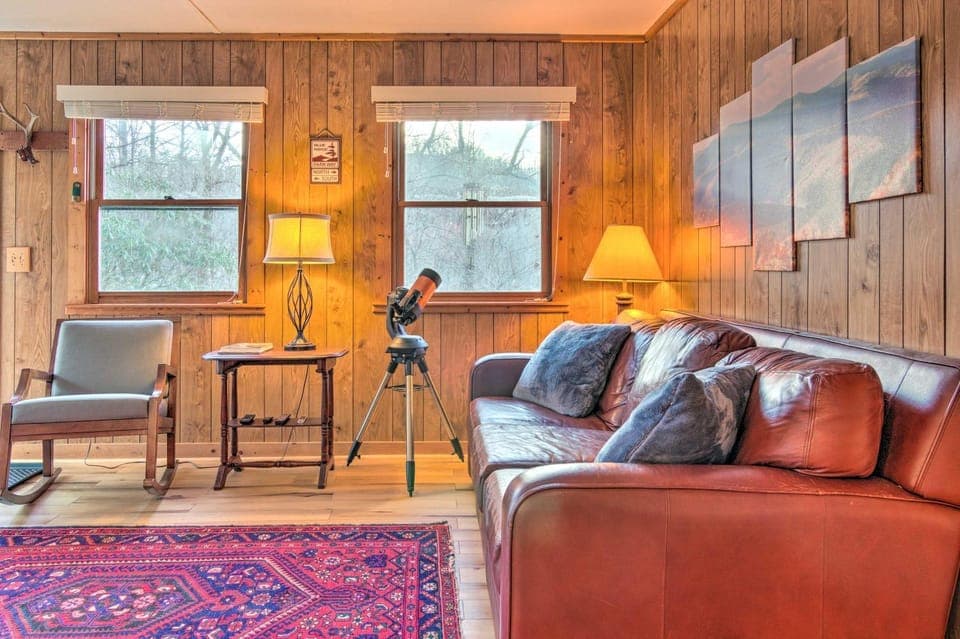 8 Acres + Hiking Trails: Little Switzerland Escape House in Mitchell County
