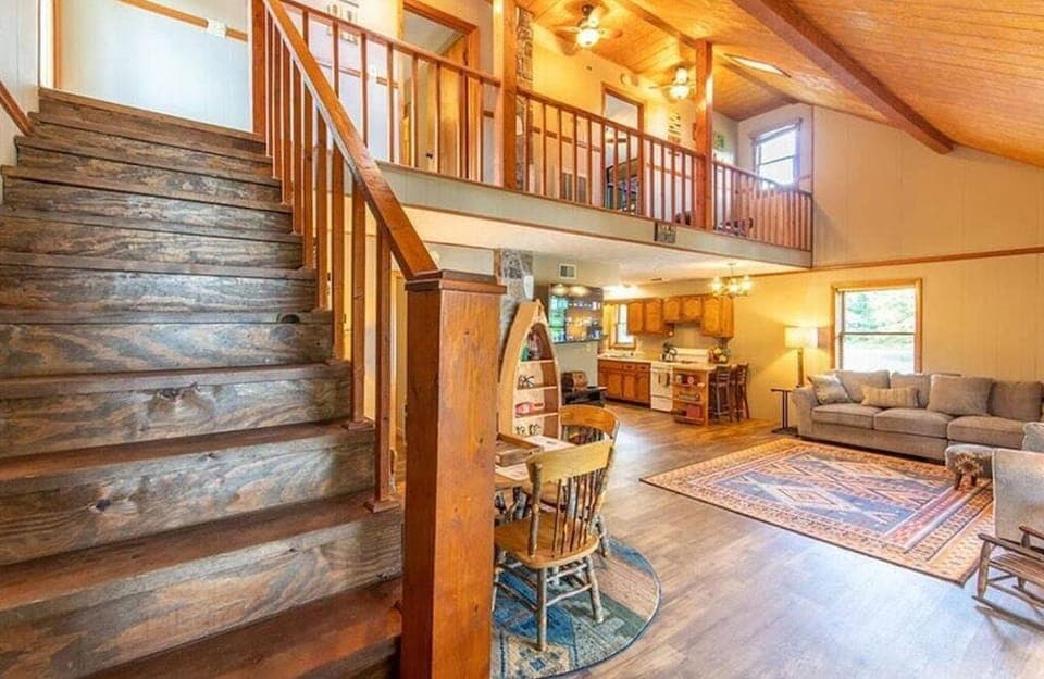 Cherokee Lake Cottage by Staycating Partners House in Cherokee Reservoir