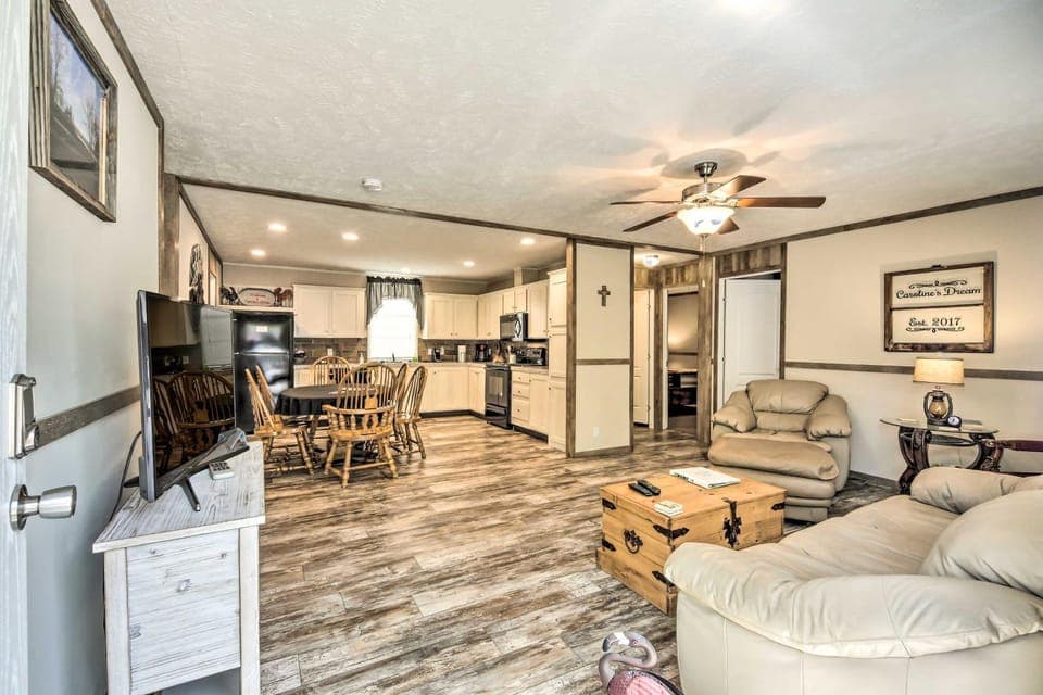 Cozy Hardin Retreat w/ Lake Kentucky View! House in Lake Barkley