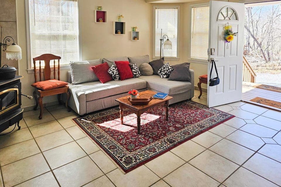 Fish, Hike & Explore! Family Tamassee Getaway House in South Carolina