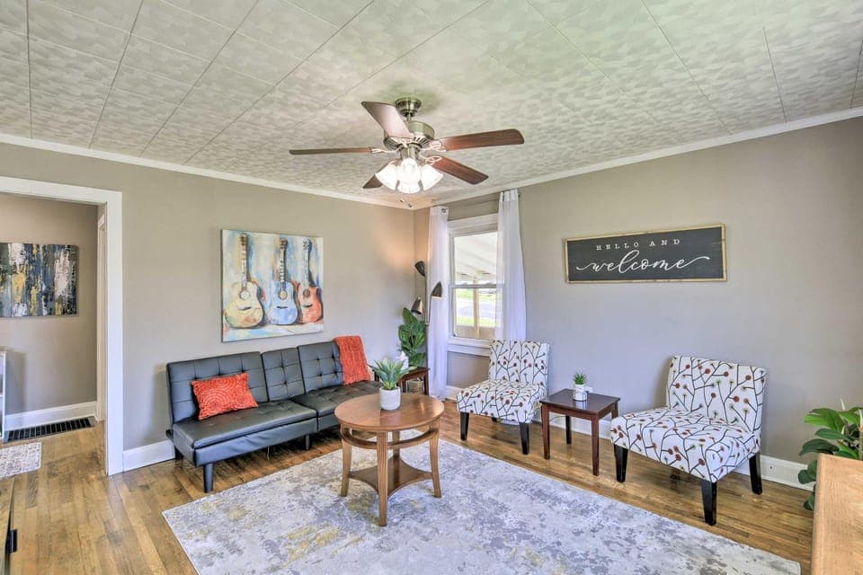 Cozy Cottage Near Dtwn Dining, Walk to Casino House in Bristol