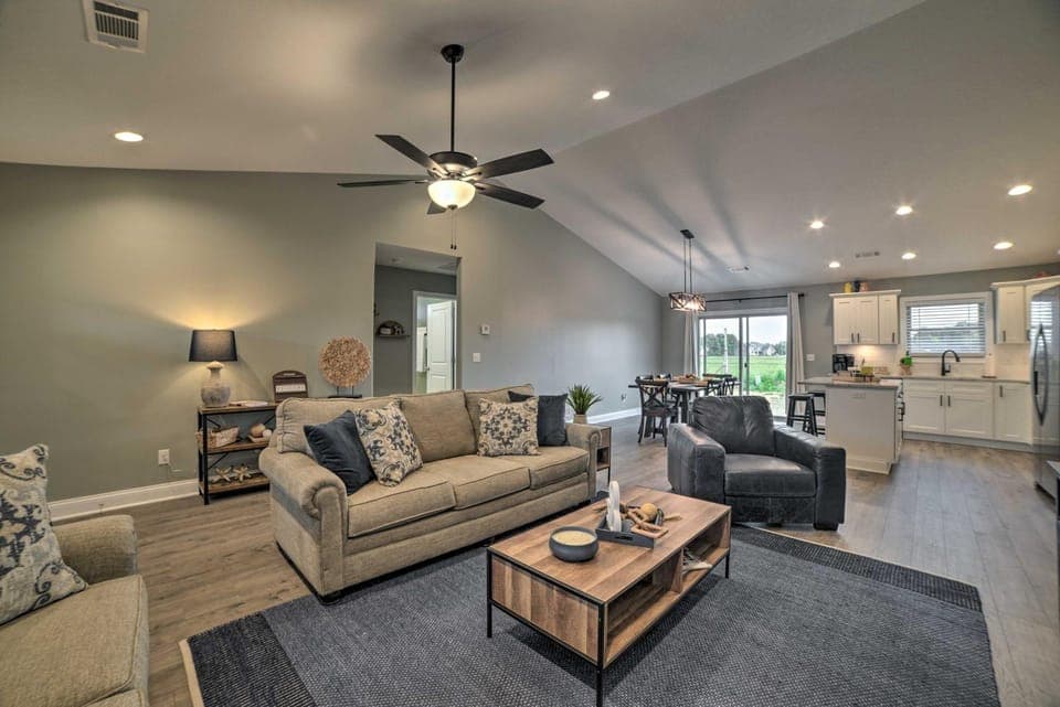 Cozy Murray Retreat Near MSU & Local Eateries House in Tennessee